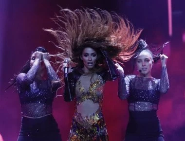 Η Ελένη Φουρέιρα καθήλωσε τη Βαρκελώνη με το Fuego - Στο πλάι της ο Μποτία (βίντεο)